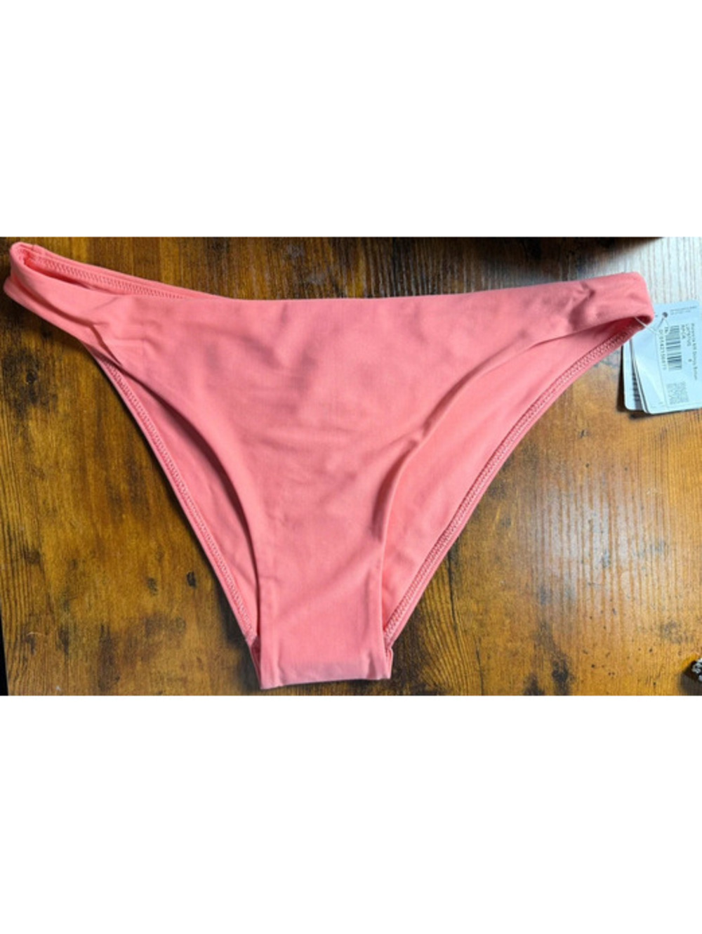 NWT Lululemon Waterside M/R Skimpy Bottom size 8